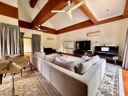 Victoria Park Road (D10), Detached #527916081